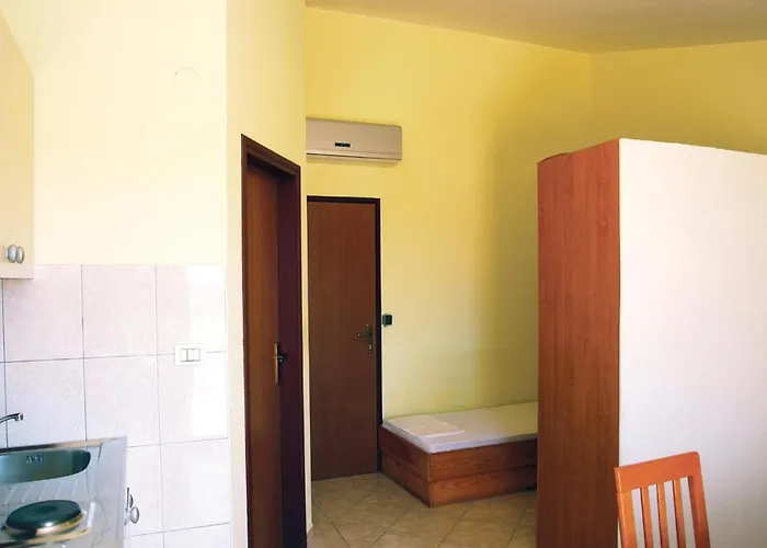 Apartman Cozy In With Wifi