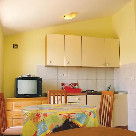 דירה Awesome Apartment In Pula *